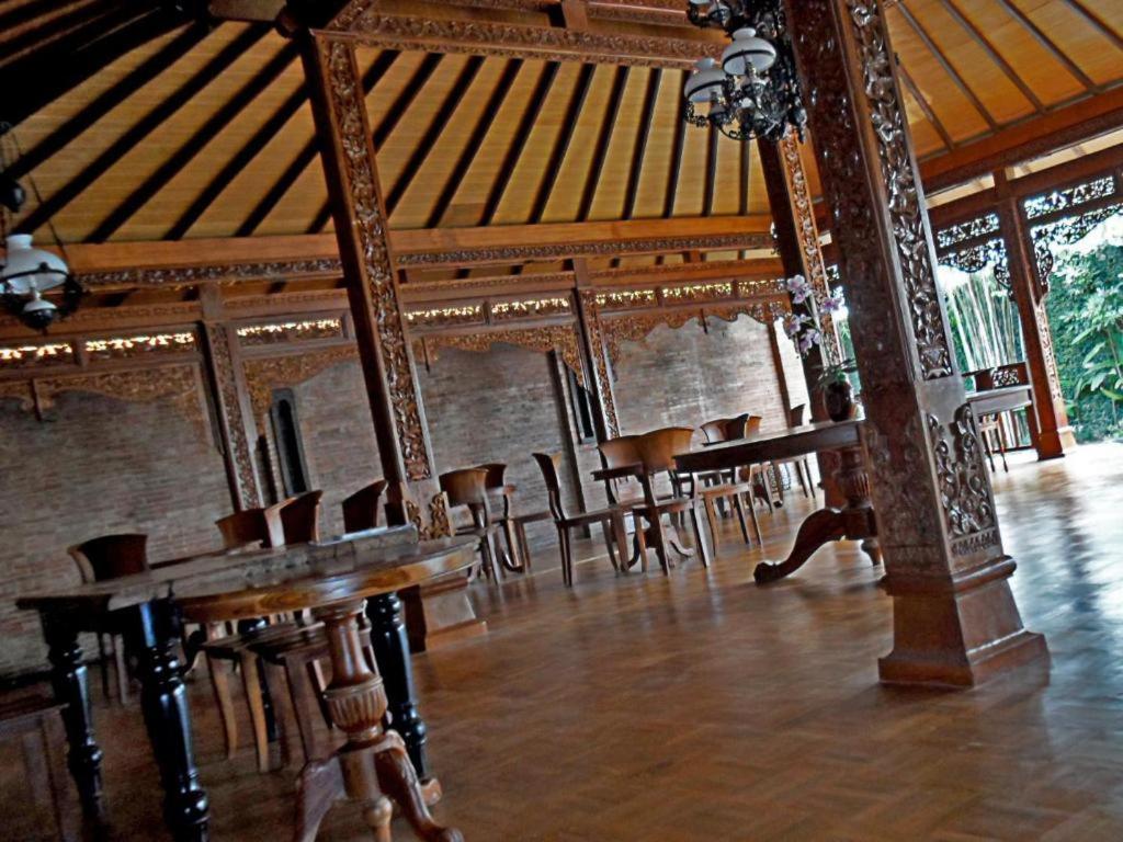 The Edelweiss Hideaway Villa Solo Kültér fotó